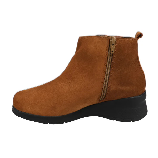 Sovella Women's Aryss Boot Tobacco - Image 3