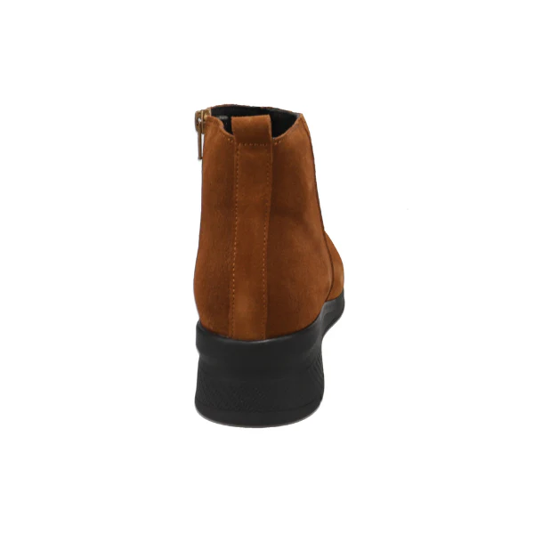 Sovella Women's Aryss Boot Tobacco - Image 4