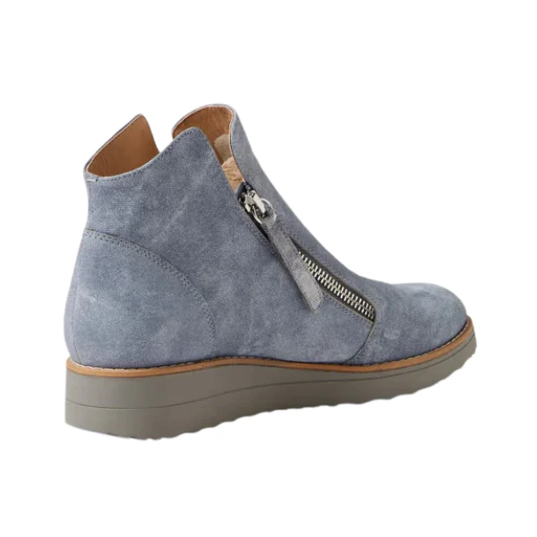 Django & Juliette Women's Ohmy Denim - Image 3