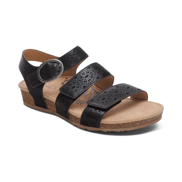 Aetrex Women's Lilly Cutout Black