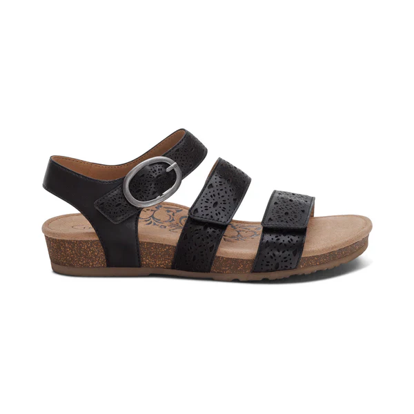 Aetrex Women's Lilly Cutout Black - Image 2