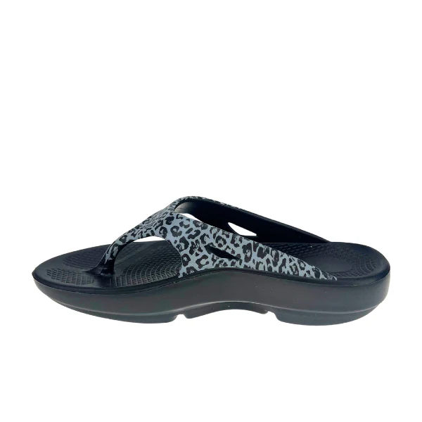 Sovella Women's PF Thong Black/Leopard - Image 3