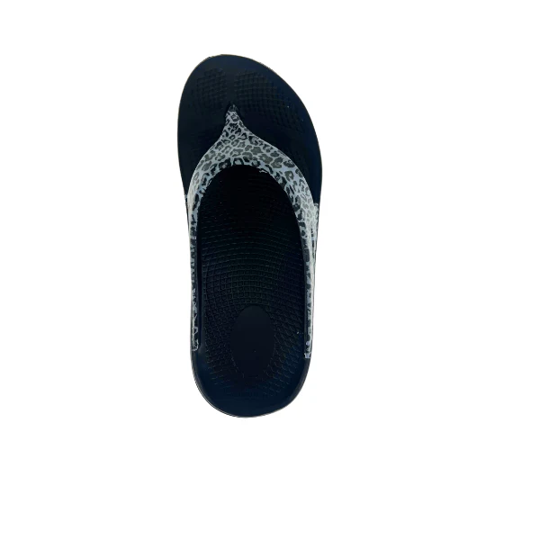 Sovella Women's PF Thong Black/Leopard - Image 4