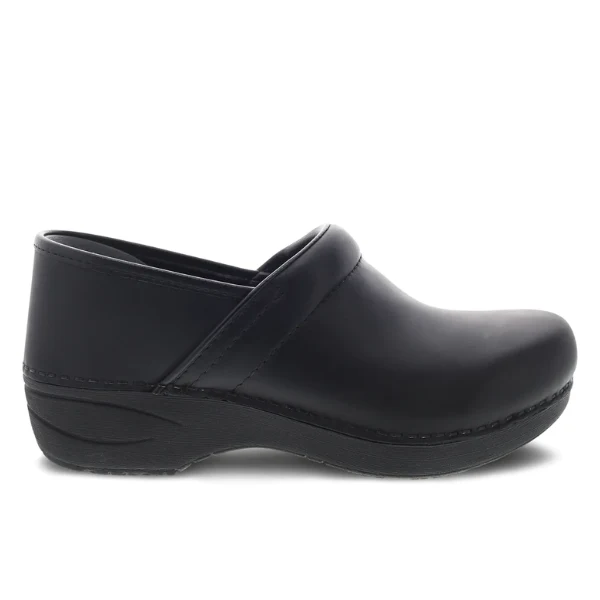 Dansko Women's XP 2.0 Black Pull Up - Image 2